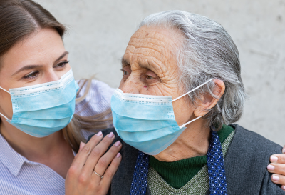 Thrace Group donates 50% of its face mask production (to those in need).